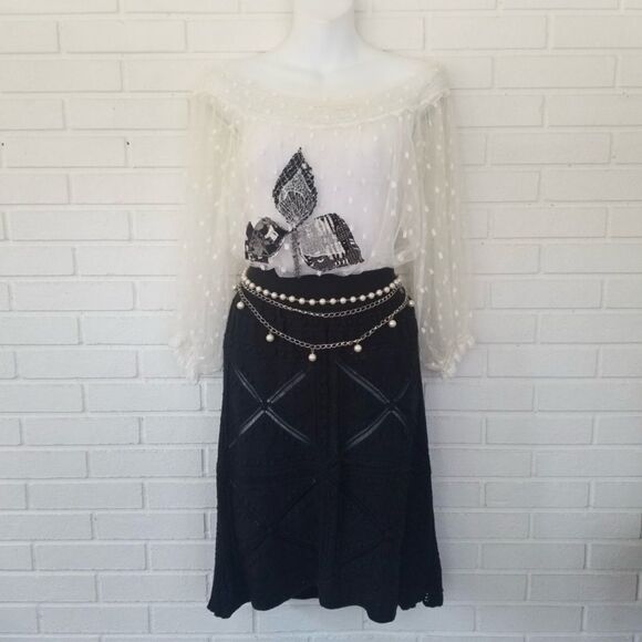 CHANEL CROCHET KNIT BLACK SKIRT 2004 CRUISE 42 - Picture 1 of 13